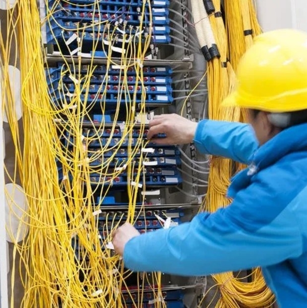 Cable de fibra óptica de fibra interna de segurança reforçada GJFJV para conexão confiável